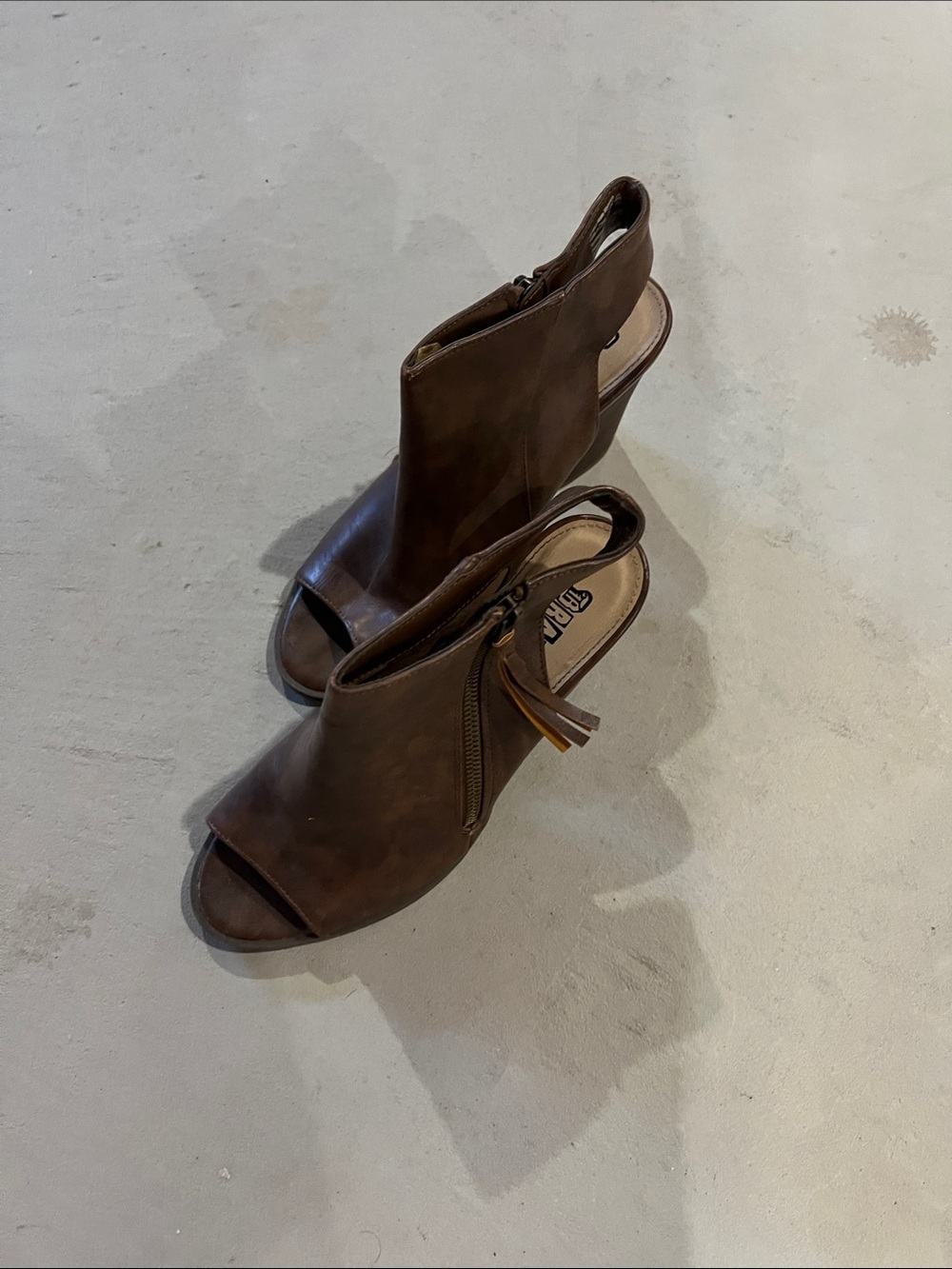 Brown Open-Toe Leather Slingback Mules